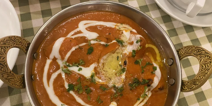 4chodové indické menu pro 2 osoby: polévka, kuřecí či vege hlavní chod i dezert