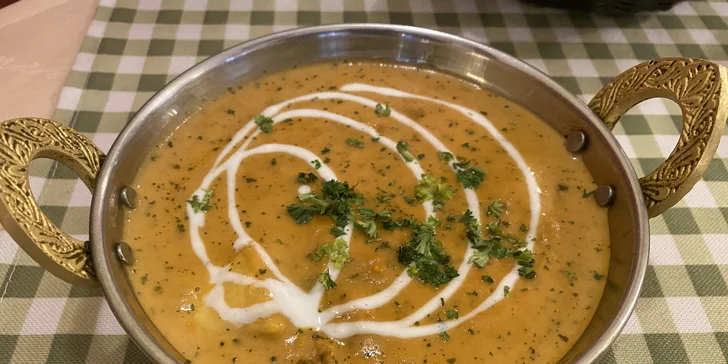 4chodové indické menu pro 2 osoby: polévka, kuřecí či vege hlavní chod i dezert