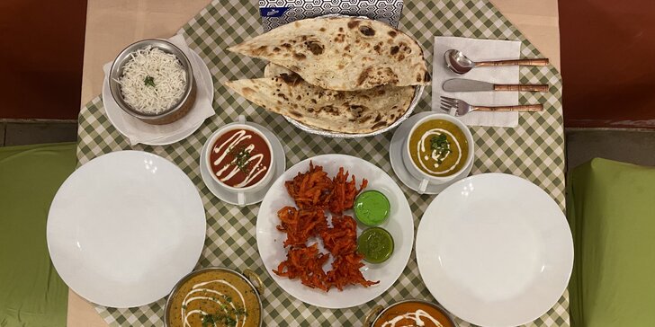 4chodové indické menu pro 2 osoby: polévka, kuřecí či vege hlavní chod i dezert
