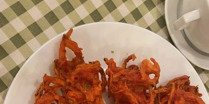 4chodové indické menu pro 2 osoby: polévka, kuřecí či vege hlavní chod i dezert