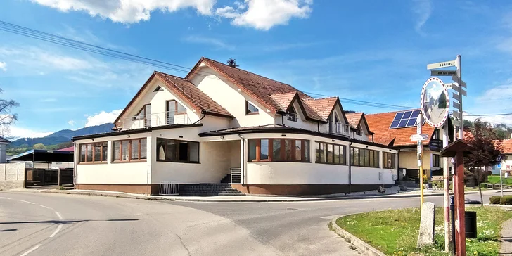 Apartmány u Bešeňové pro pár i rodinu: wellness, večeře a karta slev Region Card Liptov