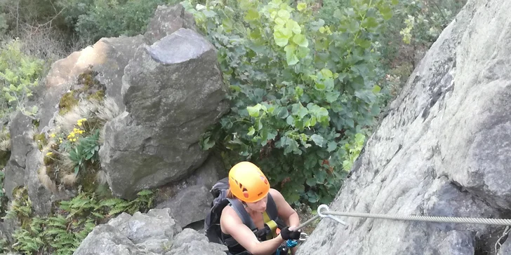 Via Ferrata: zajištěná cesta Lužická spojka - Vaňov s překvapením pro jednoho, dva i tři lezce
