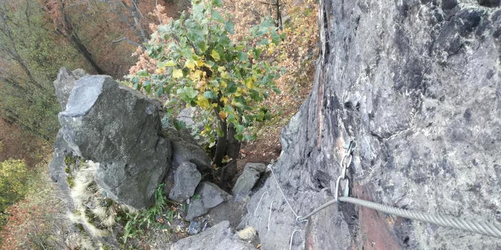Via Ferrata: zajištěná cesta Lužická spojka - Vaňov s překvapením pro jednoho, dva i tři lezce