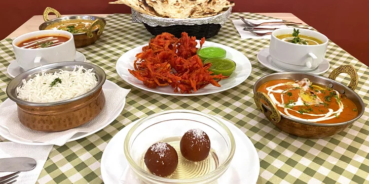 4chodové indické menu pro 2 osoby: polévka, kuřecí či vege hlavní chod i dezert