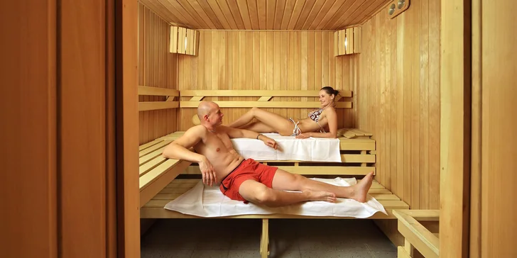 4* relax v Hluboké nad Vltavou se snídaní i jednou večeří a wellness