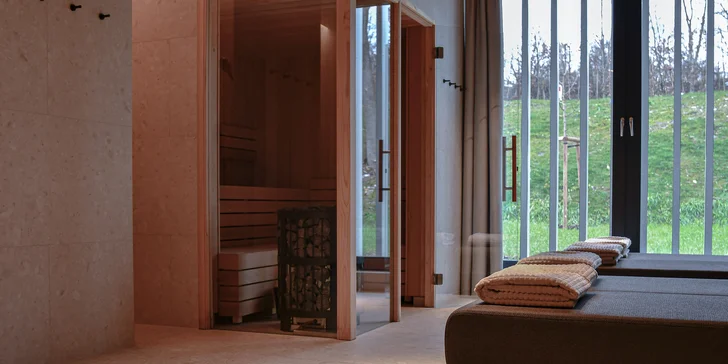 Moderní resort v Beskydech nedaleko Vsetína: snídaně, pobyt s večeří i neomezeným wellness