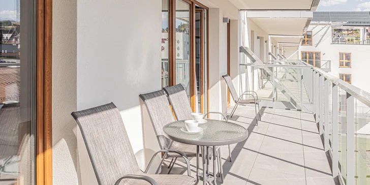 Dovolená v Zakopaném: apartmán pouze 600 m od vlaku, neomezený wellness i moderní pokoje