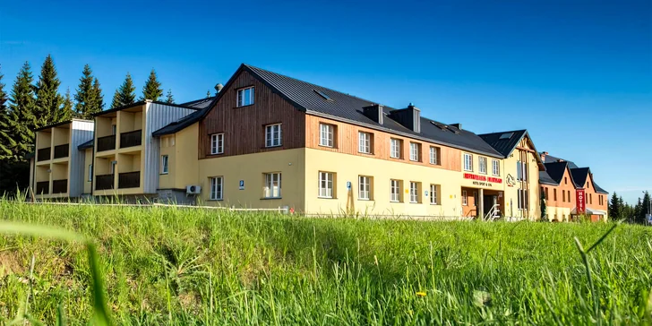 Sport i relaxace v Jakuszycích: dobré jídlo, vstup do wellness i turistika
