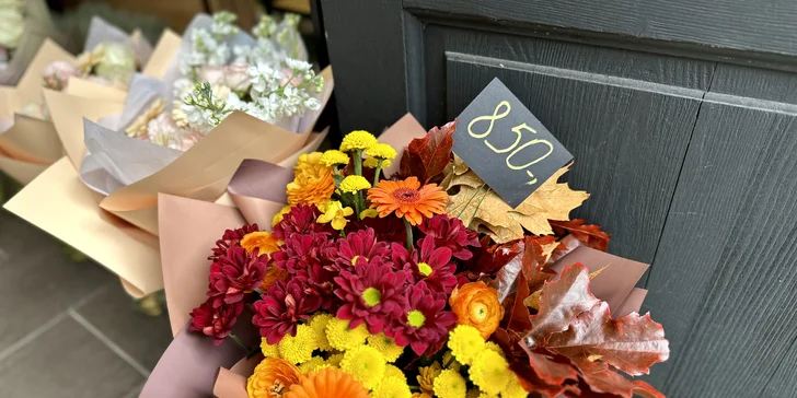 Otevřený voucher v hodnotě 600-2000 Kč na cokoli z květinářství Golden Flowers