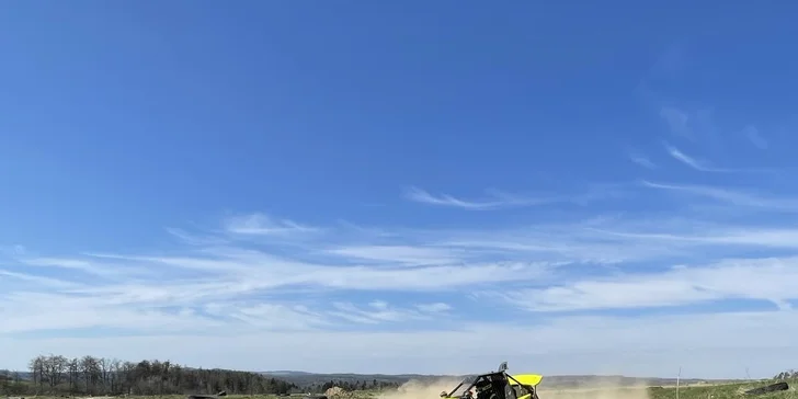 Adrenalinová jízda v buggy na autocrossové dráze: 3–10 kol pro 1 osobu