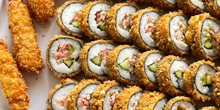Sushi v tempuře: 21 až 57 ks s lososem, krevetami a krabem