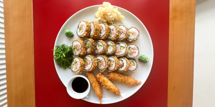 Sushi v tempuře: 21 až 57 ks s lososem, krevetami a krabem