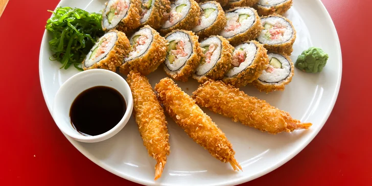 Sushi v tempuře: 21 až 57 ks s lososem, krevetami a krabem