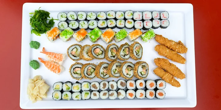 Set 59, 74 nebo 85 kousků sushi s lososem, tuňákem, avokádem i krabem