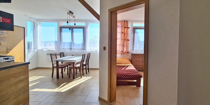 Až 8 dní pohody přímo u Lipna: vybavený apartmán s kuchyňkou a půjčením kol