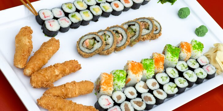 Set 59, 74 nebo 85 kousků sushi s lososem, tuňákem, avokádem i krabem