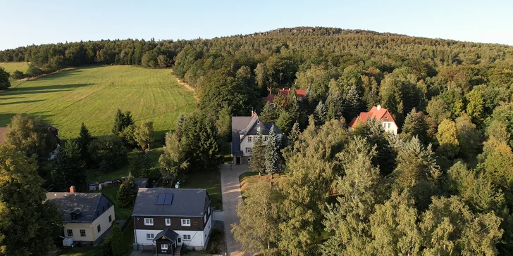 Pobyt na Děčínském Sněžníku se snídaní či polopenzí i privátní saunou