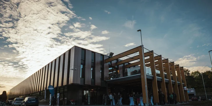 Moderní resort v Beskydech nedaleko Vsetína: snídaně, pobyt s večeří i neomezeným wellness