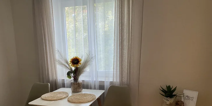 Moderní apartmánový hotel v Havířově: nocleh i privátní relax ve vířivce