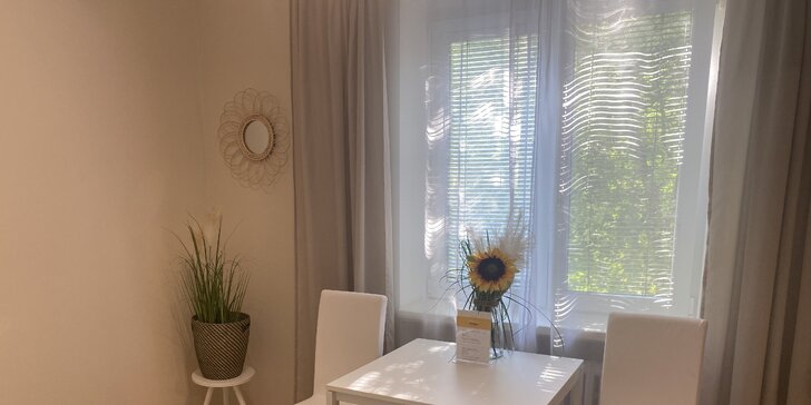 Moderní apartmánový hotel v Havířově: nocleh i privátní relax ve vířivce