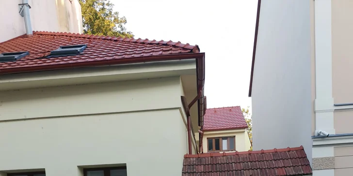 Liftingové neinvazivní ošetření pleti a ošetření problematických partií