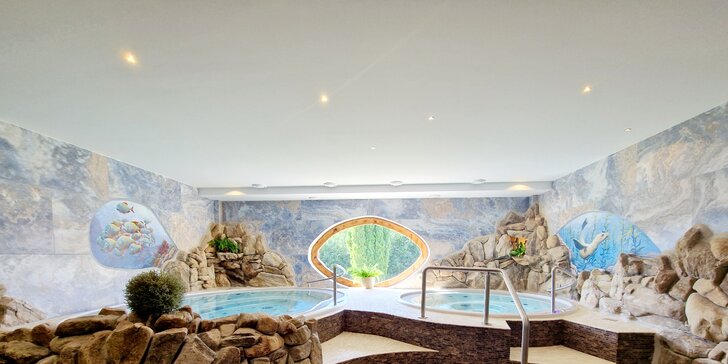 Wellness v resortu Peklo Čertovina: 60 až 90 minut rajské relaxace, vířivky, sauny i bazén