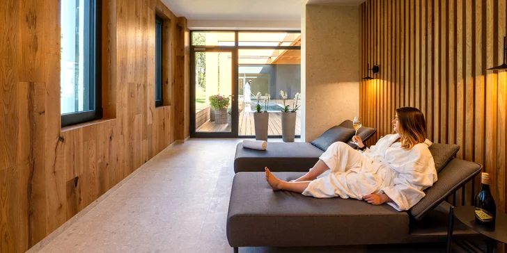Moderní resort v Beskydech nedaleko Vsetína: snídaně, pobyt s večeří i neomezeným wellness