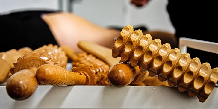 Maderoterapie: odbourávání celulitidy, prokrvení svalů a podpora lymfy