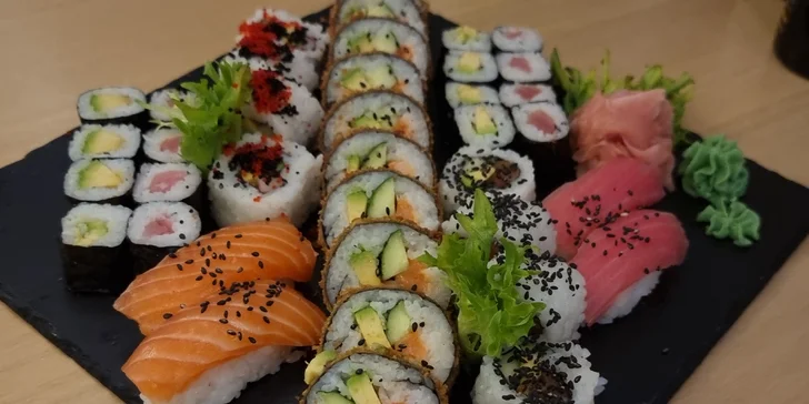 Nabité sushi sety o 38 či 48 ks v Táboře: tuňák i losos či avokádo
