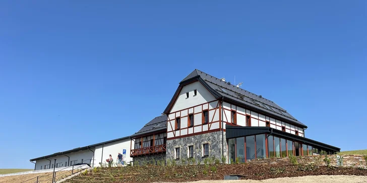 Nový penzion u Klínovce: snídaně, varianta se saunou, skibus přímo před budovou