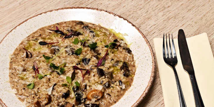 Čtyřchodové italské menu u Žižkovské věže i s proseccem pro 2 osoby