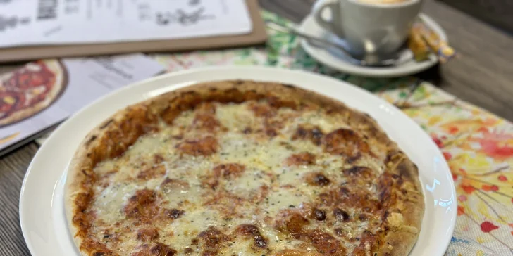 Kavárna s dětskou hernou: vstup na hodinu i celý den i nápoj nebo pizza