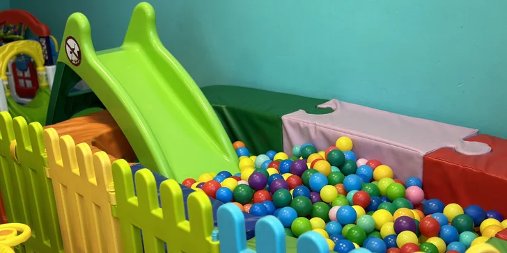 Kavárna s dětskou hernou: vstup na hodinu i celý den i nápoj nebo pizza