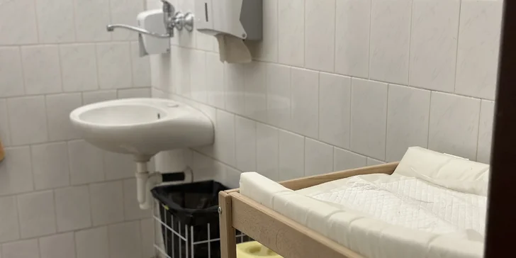 Kavárna s dětskou hernou: vstup na hodinu i celý den i nápoj nebo pizza