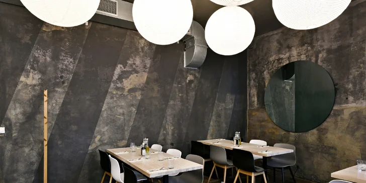 Čtyřchodové italské menu u Žižkovské věže i s proseccem pro 2 osoby