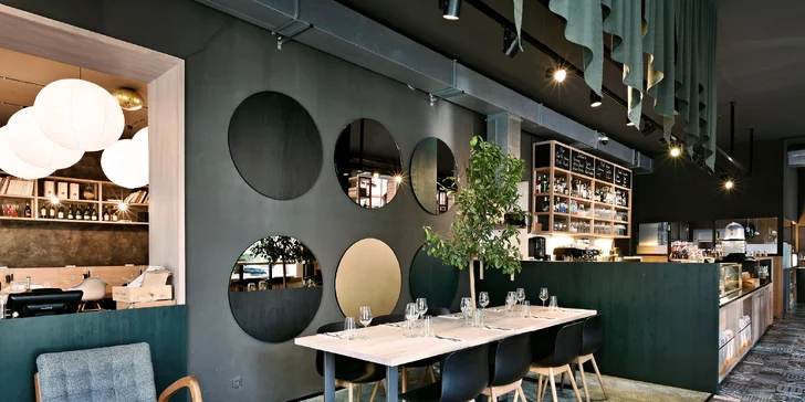 Čtyřchodové italské menu u Žižkovské věže i s proseccem pro 2 osoby