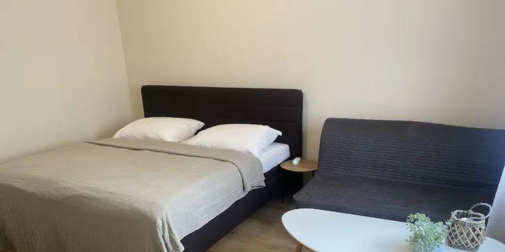 Moderní apartmánový hotel v Havířově: nocleh i privátní relax ve vířivce
