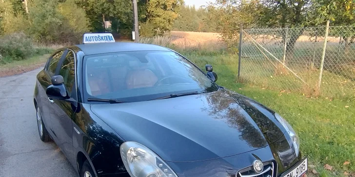 Rezervace autoškoly: řidičské oprávnění sk. B na manuál i automat