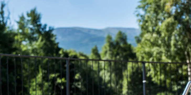 Pobyt v polských Krkonoších: moderní apartmány, snídaně, wellness i 2 děti zdarma