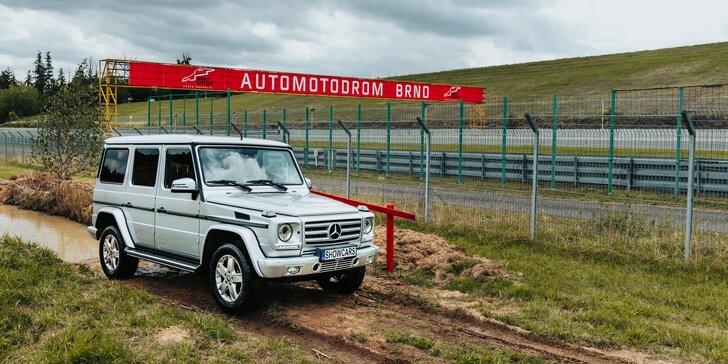 Brutální jízda s Mercedes Benz G na off-road polygonu Automotodromu Brno a Autodromu Most