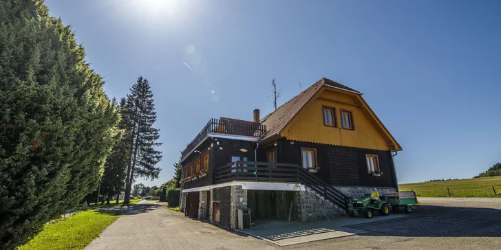 Pobyt se snídaněmi v chatě na dosah Lipna a šumavského národního parku