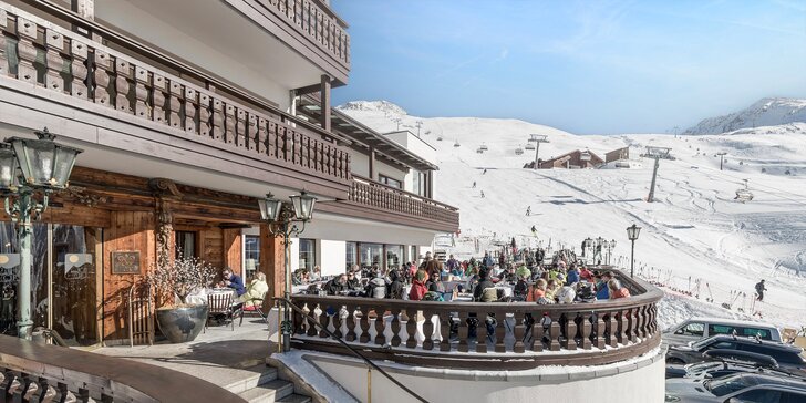 Zimní dovolená v Tyrolsku: hotel u jedné z nejdelších sjezdovek v oblasti, wellness a polopenze
