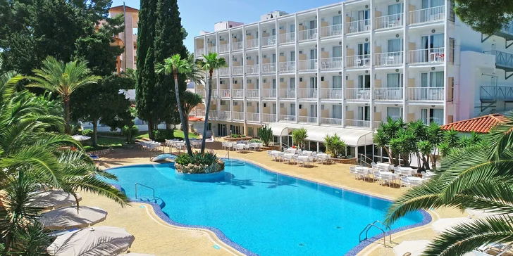 Pobyt s polopenzí na Mallorce i s možností objednání letenek a transferu z letiště