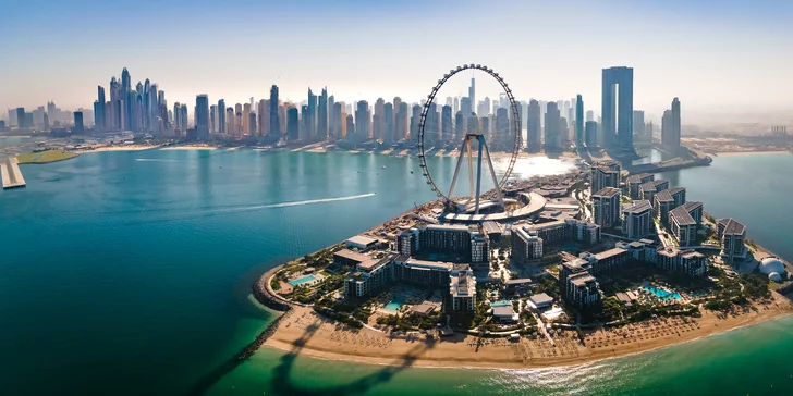 Dovolená v Dubaji: hotel v letovisku Al Hamriya, snídaně a zpáteční letenka