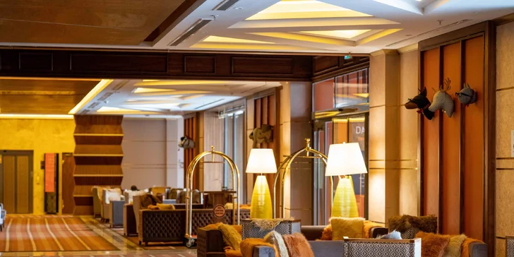 5* turecký hotel Das 3917 přímo u lyžařského střediska: polopenze, krytý bazén, letenka i bodový skipas
