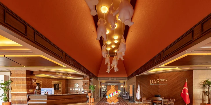 5* turecký hotel Das 3917 přímo u lyžařského střediska: polopenze, krytý bazén, letenka i bodový skipas
