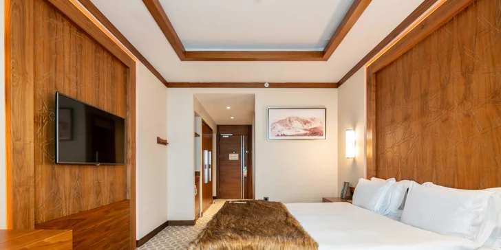 5* turecký hotel Das 3917 přímo u lyžařského střediska: polopenze, krytý bazén, letenka i bodový skipas