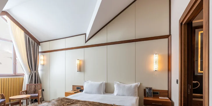 5* turecký hotel Das 3917 přímo u lyžařského střediska: polopenze, krytý bazén, letenka i bodový skipas