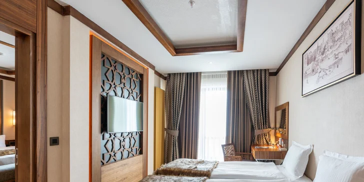 5* turecký hotel Das 3917 přímo u lyžařského střediska: polopenze, krytý bazén, letenka i bodový skipas