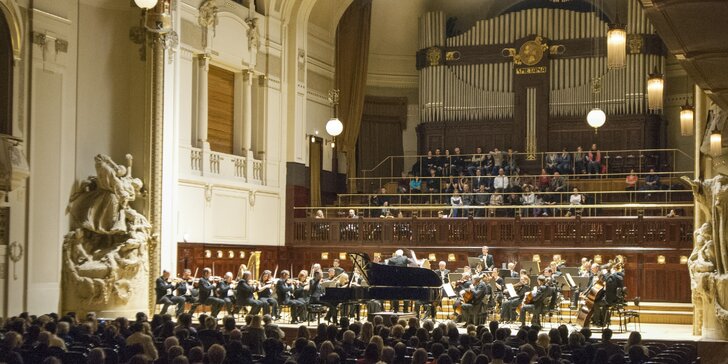 Vstupenka na Beethovenův "Císařský" klavírní koncert ve Smetanově síni